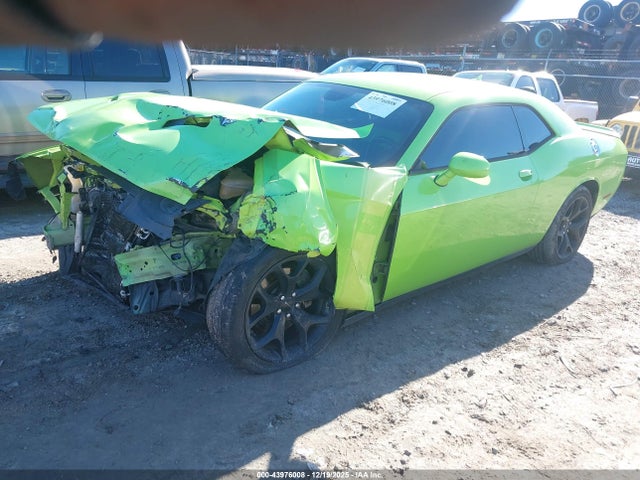 2C3CDZBT4FH708368 Dodge Challenger R/t Plus