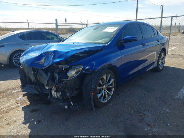 43976056 :رقم المزاد ، 1C3CCCBB8GN147155 vin ، 2016 Chrysler 200 S مزاد بيع
