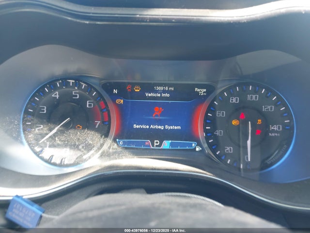 43976056 :رقم المزاد ، 1C3CCCBB8GN147155 vin ، 2016 Chrysler 200 S مزاد بيع