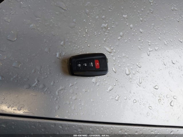 Toyota Corolla Hybrid Le 2020 JTDEBRBEXLJ014631 Image 11