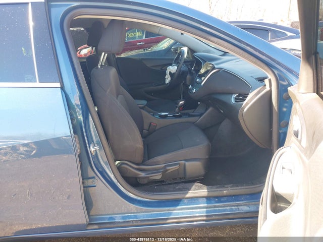 2024 CHEVROLET MALIBU 1G1ZG5ST1RF246260 Photo 4