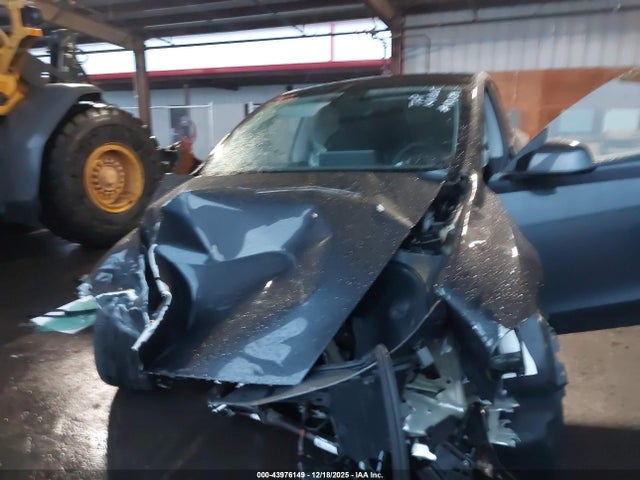 Продажа на аукционе авто 2026 Tesla Model Y Premium Rear-wheel Drive, vin: 7SAYGDED4TA589268, номер лота: 43976149