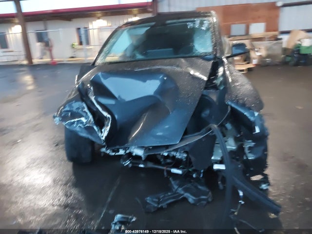 Продажа на аукционе авто 2026 Tesla Model Y Premium Rear-wheel Drive, vin: 7SAYGDED4TA589268, номер лота: 43976149