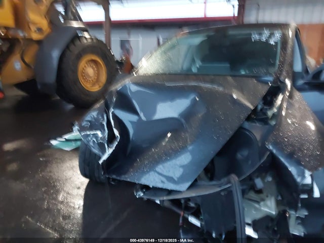 Продажа на аукционе авто 2026 Tesla Model Y Premium Rear-wheel Drive, vin: 7SAYGDED4TA589268, номер лота: 43976149