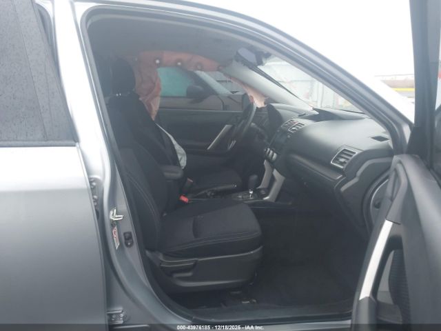 2017 SUBARU FORESTER JF2SJAEC6HH535993 Photo 4
