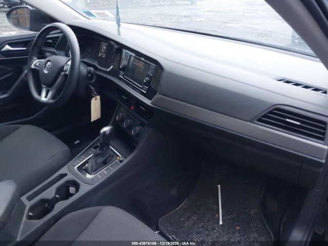 2020 VOLKSWAGEN JETTA 3VWC57BU8LM084168 Photo 4