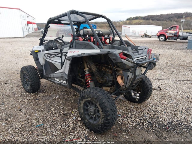 2021 POLARIS RZR 3NSNAE924MF578015 Photo 2
