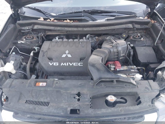 2017 MITSUBISHI OUTLANDER JA4JZ4AX4HZ067067 Photo 9