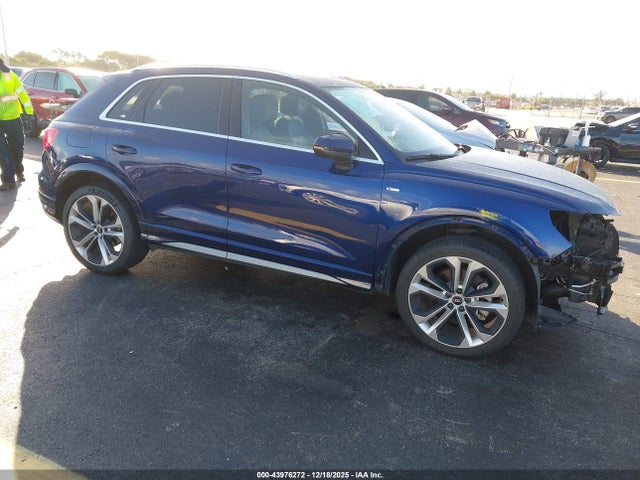 2021 AUDI Q3 WA1EECF31M1054170 Photo 0