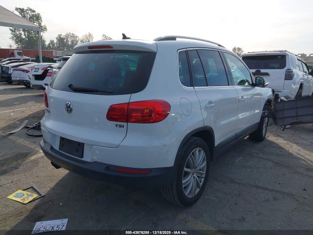 WVGAV7AX6GW602365 Volkswagen TIGUAN SE