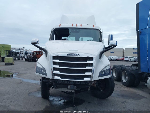Freightliner New Cascadia 116 2021 3AKBHSDV0MSMP1800 Image 16