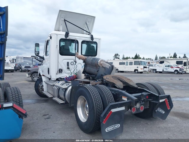 Freightliner New Cascadia 116 2021 3AKBHSDV0MSMP1800 Image 3