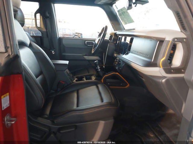 2023 FORD BRONCO 1FMEE5DH2PLB01730 Photo 4