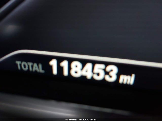 BMW 750i 2018 WBA7F0C57JGM23023 Image 16