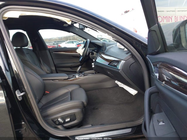 WBAJR7C06LWW77504 BMW 530i Xdrive