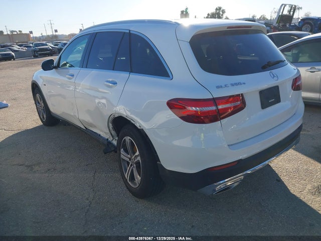 2019 MERCEDES-BENZ GLC 350E WDC0G5EB2KF619938 Photo 2