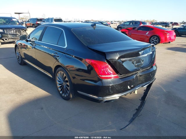 2017 GENESIS G90 KMHG34JA5HU024606 Photo 2