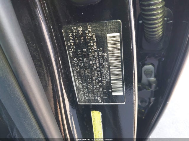 2017 GENESIS G90 KMHG34JA5HU024606 Photo 8