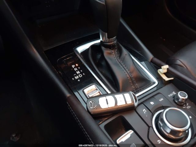 2018 MAZDA MAZDA3 3MZBN1W36JM257189 Photo 10