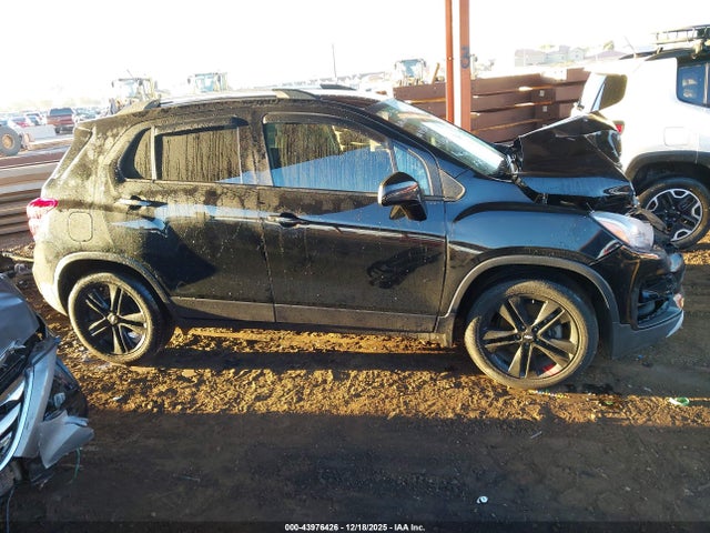 3GNCJLSB5LL233414 Chevrolet Trax Fwd Lt