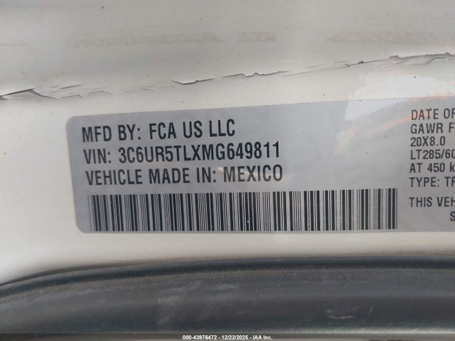 3C6UR5TLXMG649811 RAM 2500 Limited 4x4 6&#039;4 Box