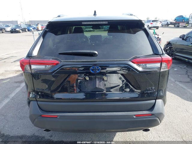 Toyota Rav4 Hybrid Xle Premium 2023 JTMB6RFV2PD095341 Image 16