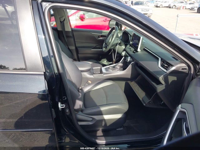 Toyota Rav4 Hybrid Xle Premium 2023 JTMB6RFV2PD095341 Image 5