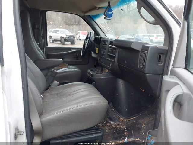2013 CHEVROLET EXPRESS 2500 1GCWGFFA8D1128107 Photo 4