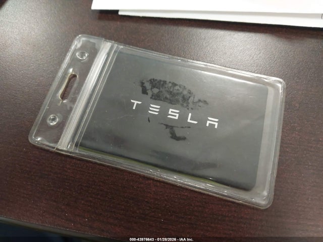 2018 TESLA MODEL 3 5YJ3E1EA1JF048485 Photo 10