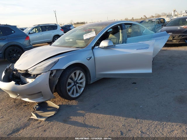 2018 TESLA MODEL 3 5YJ3E1EA1JF048485 Photo 1