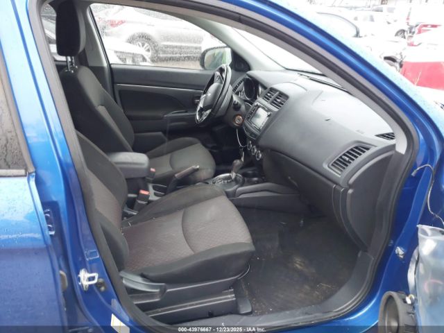 2017 MITSUBISHI OUTLANDER SPORT JA4AR3AU6HZ066941 Photo 4