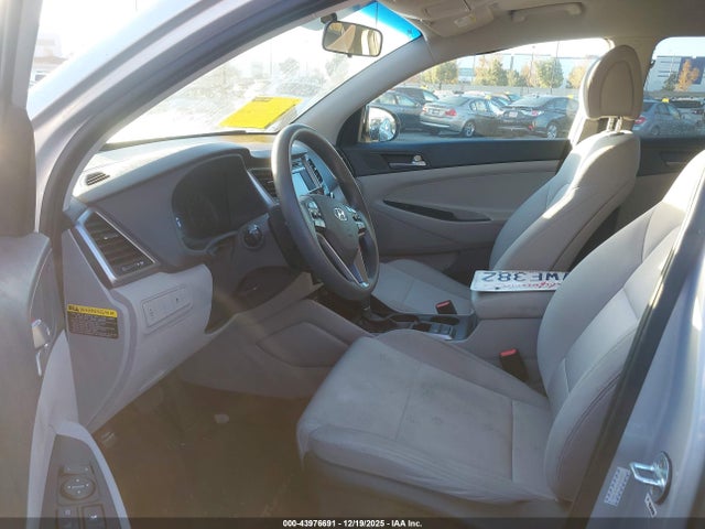 Hyundai TUCSON SE 2017 KM8J33A45HU440861 Image 5