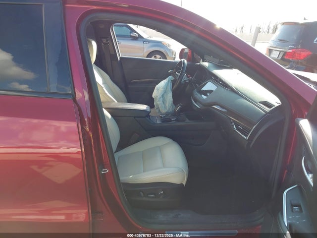 2019 CADILLAC XT4 1GYFZER42KF119133 Photo 4