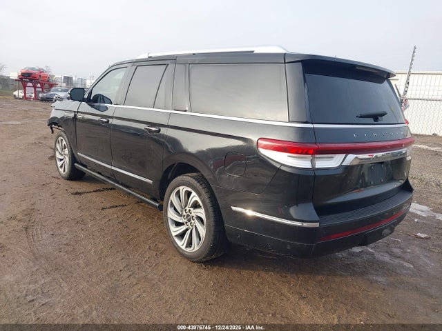 43976745 :رقم المزاد ، 5LMJJ3LT9NEL15830 vin ، 2022 Lincoln Navigator Reserve L مزاد بيع