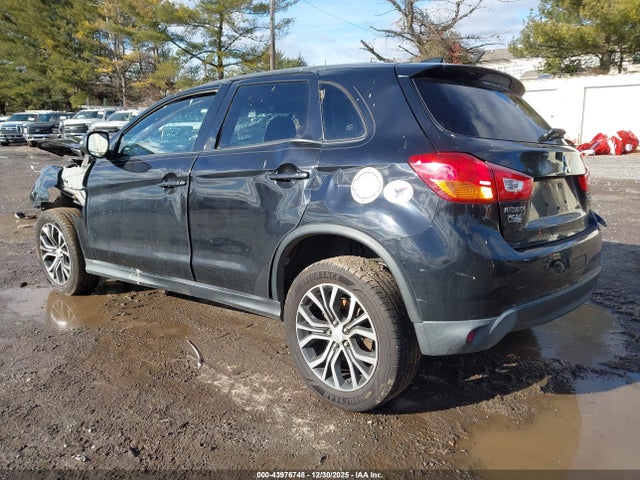 2017 MITSUBISHI OUTLANDER SPORT JA4AR3AU7HZ023788 Photo 2