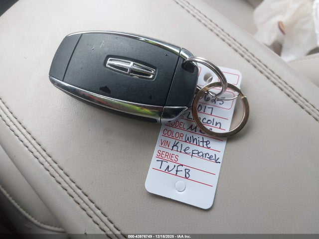 Lincoln Mkc Premiere 2017 5LMCJ1C97HUL27809 Image 11