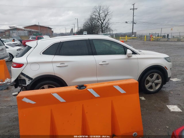 Lincoln Mkc Premiere 2017 5LMCJ1C97HUL27809 Image 13