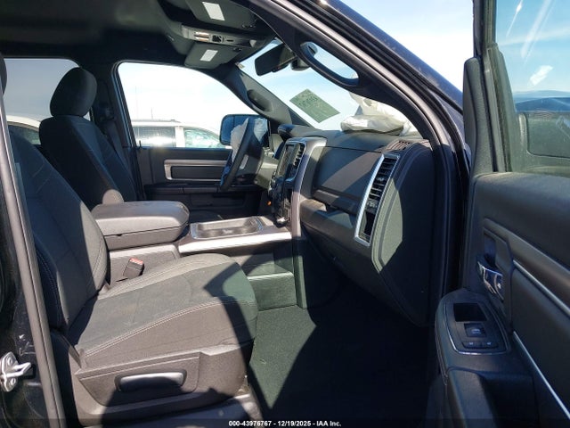 2022 Ram 1500 Classic Warlock  4x4 5'7 Box მანქანა იყიდება აუქციონზე, vin: 1C6RR7LG8NS244190, აუქციონის ნომერი: 43976767