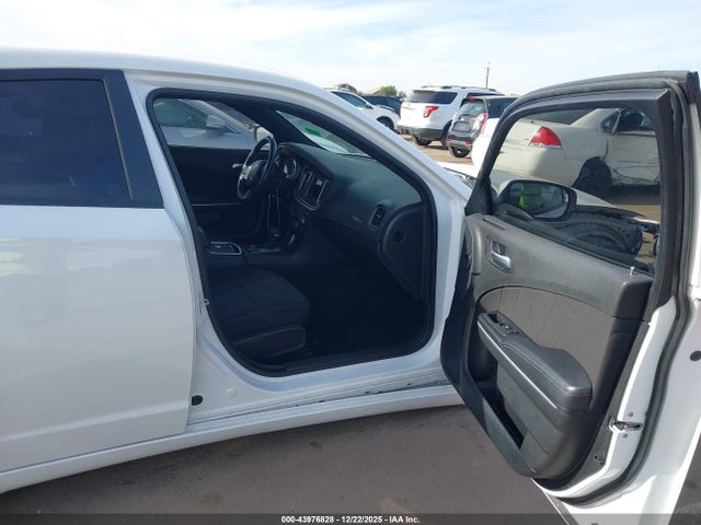 2C3CDXBG0NH120392 Dodge Charger Sxt Rwd