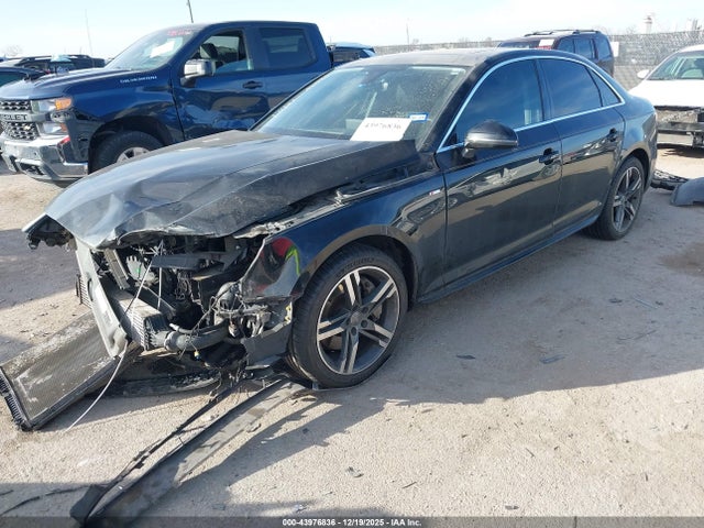 2017 AUDI A4 WAUENAF41HN000768 Photo 1