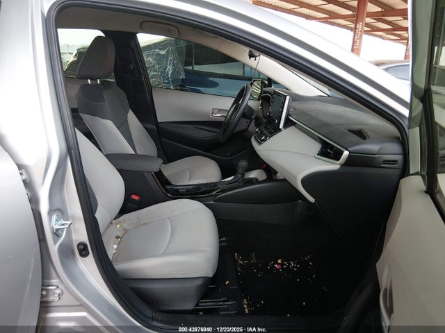 JTDVPRAE4LJ116705 Toyota COROLLA LE