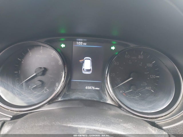 43976872 :رقم المزاد ، JN8AT2MT8LW005576 vin ، 2020 Nissan Rogue Sv Fwd مزاد بيع