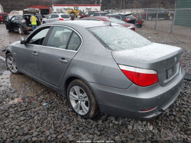 2010 BMW 528I WBANV1C50AC389093 Photo 2