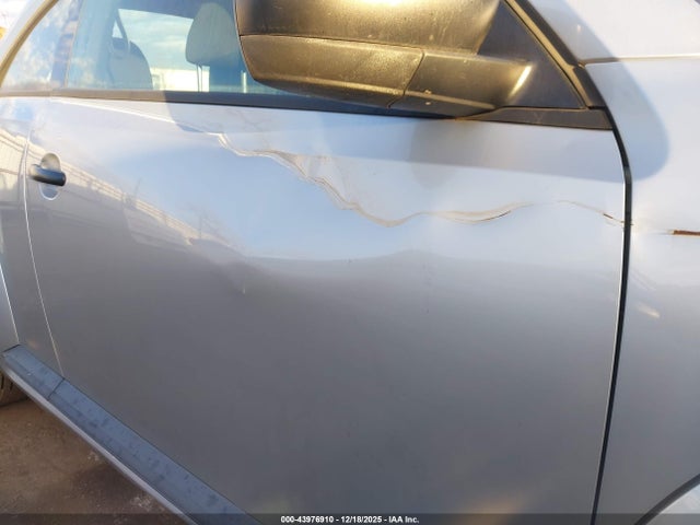 43976910 :رقم المزاد ، 3VWF17AT2EM638633 vin ، 2014 Volkswagen Beetle 1.8t Entry مزاد بيع