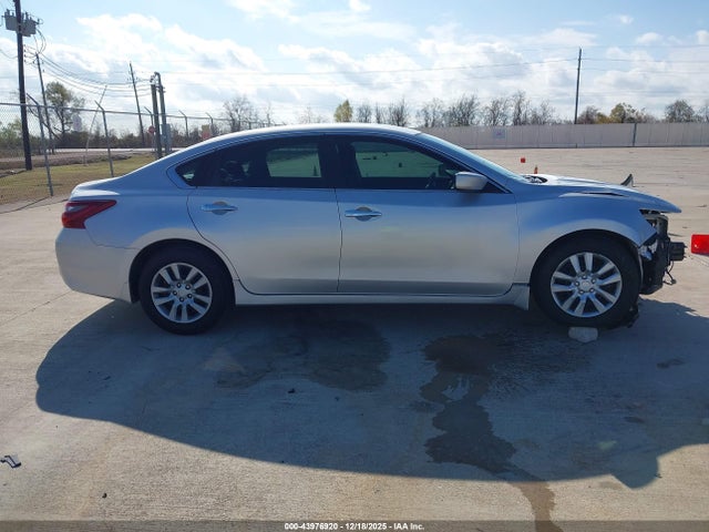 Nissan Altima 2.5 S 2018 1N4AL3AP1JC281501 Image 13