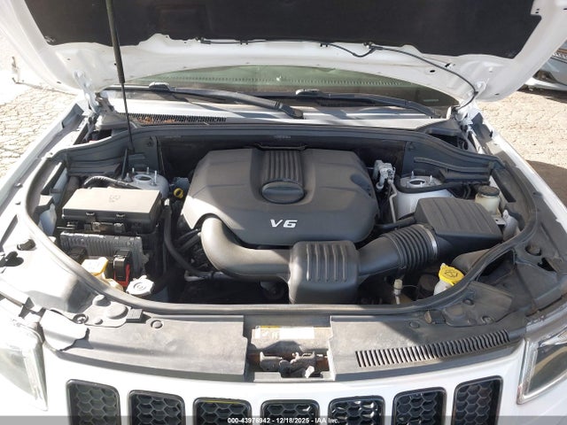 1C4RJFAG1FC822171 Jeep Grand Cherokee Laredo