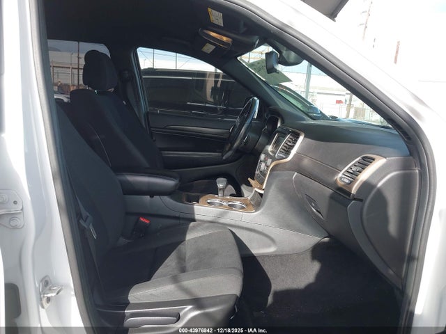 1C4RJFAG1FC822171 Jeep Grand Cherokee Laredo