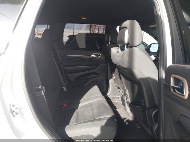 1C4RJFAG1FC822171 Jeep Grand Cherokee Laredo