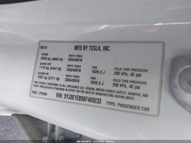 2019 TESLA MODEL 3 5YJ3E1EB5KF469233 Photo 8