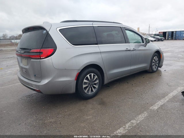 2021 CHRYSLER PACIFICA HYBRID 2C4RC1R74MR544663 Photo 3
